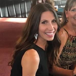 Meet your Posher, Angelica